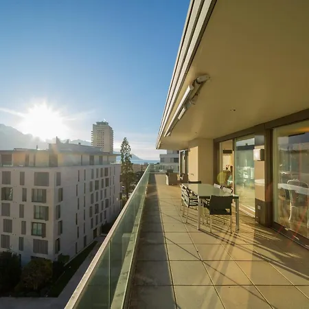 Luxury Penthouse In With View By Guestlee Apartamento